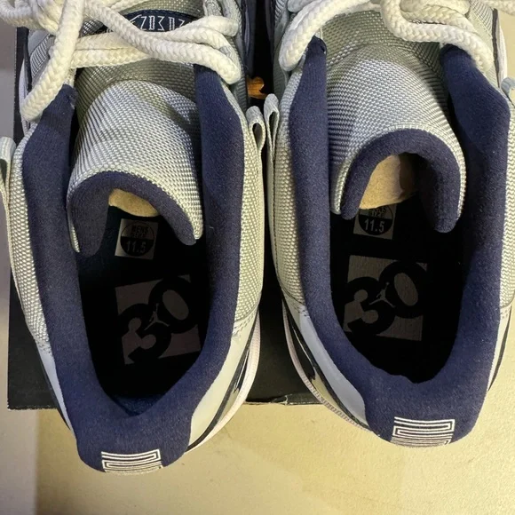 Jordan 11 Georgetown low - Picture 6 of 8